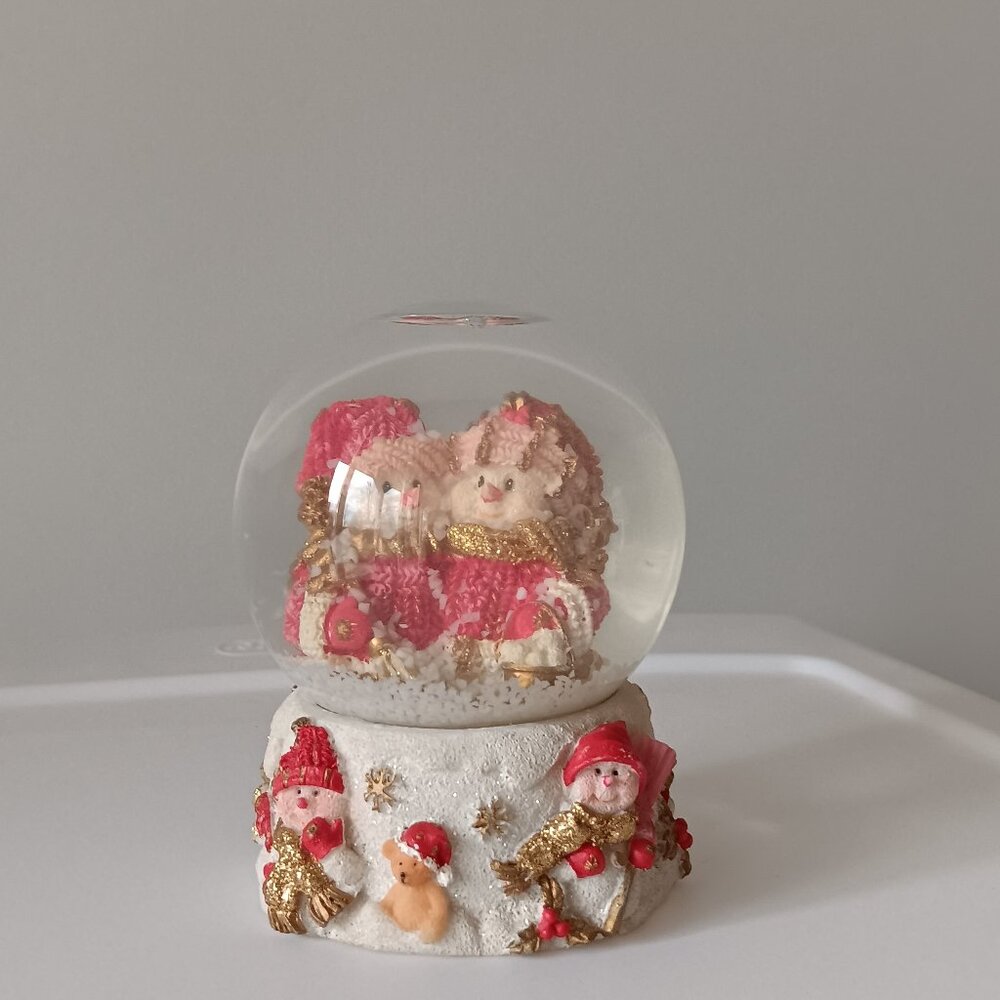 Christmas Snowmen Figurine Snowglobe Santa Red Caps Gold Scarves Teddy Bear 3.5"
